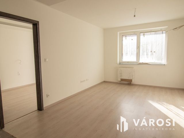 Kulcsrakész lakás Péterhegyen G-F-3