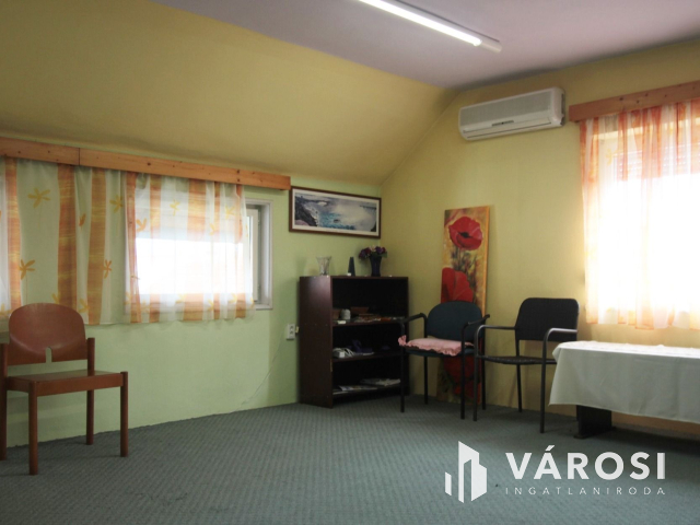 Belvárosi iroda kiadó!