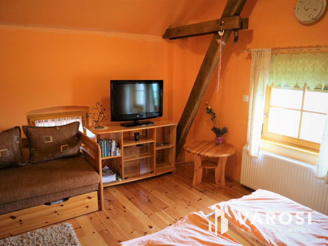 Komlósdon ház+gazdasági épület+14400m2 szántó jó gazdára vár