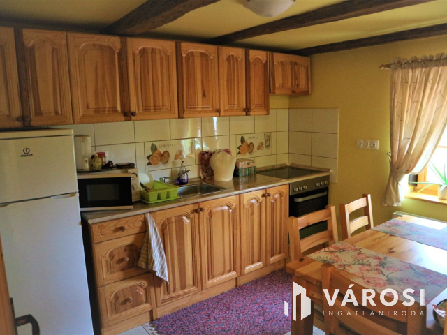 Komlósdon ház+gazdasági épület+14400m2 szántó jó gazdára vár