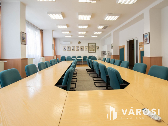 109 m2-es önálló irodaegyüttes kiadó a Lehel tértől 500 m-re