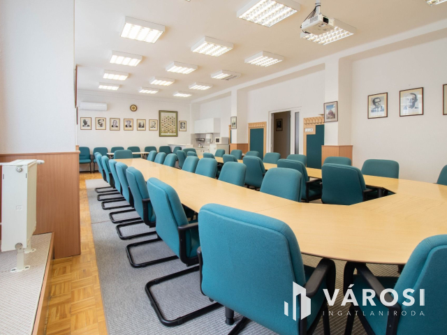 109 m2-es önálló irodaegyüttes kiadó a Lehel tértől 500 m-re