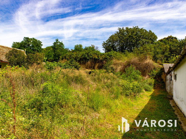 Optimális méretű telek az új otthonának!