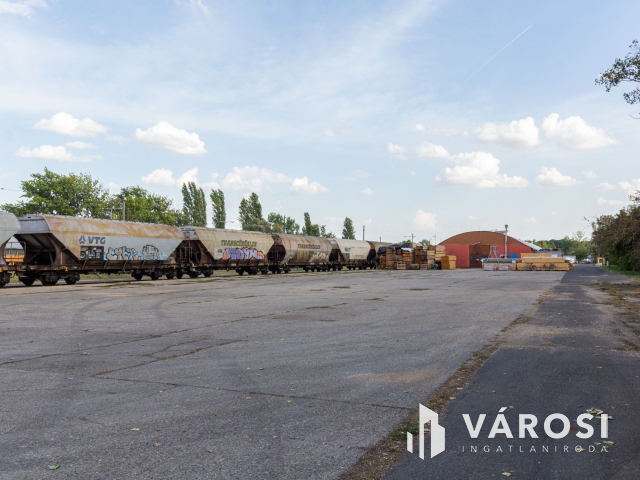 1080 m2-es csarnok raktározásra kiadó