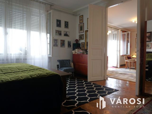 Nagyszerű lakás szenzációs elhelyezkedéssel!