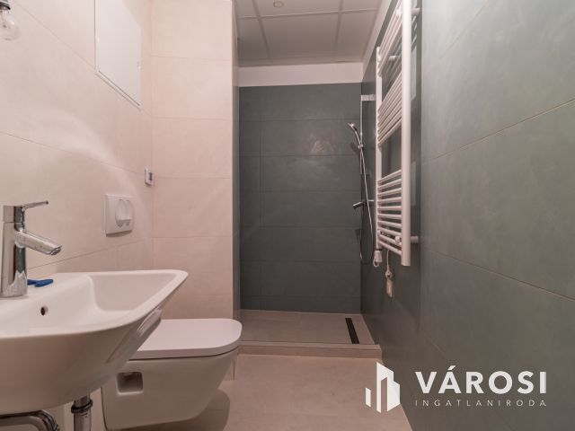 Luxuslakás Balatonföldváron – Azonnal költözhető