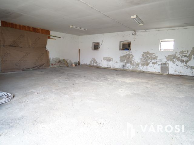 Jó adottságú eladó telephely Gyékényesen!