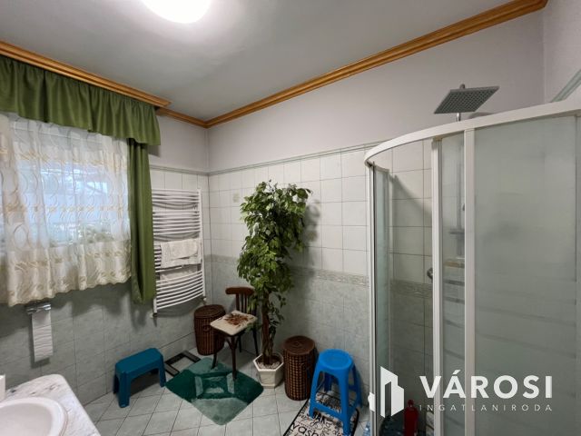 Debrecen Csendes Madárdalos Részén Szép Családi Otthon