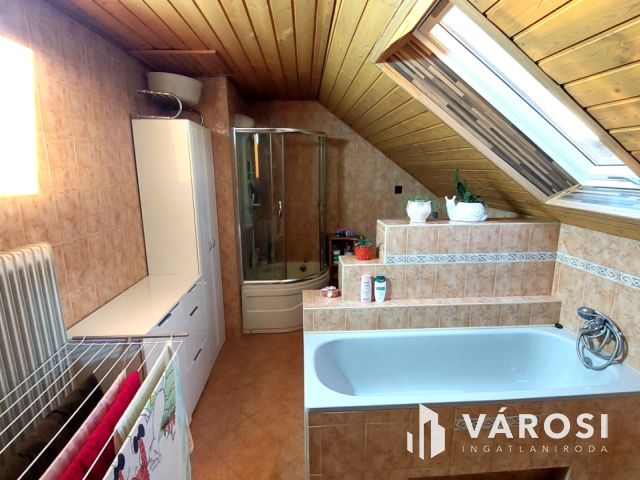 Szép kertben két nagy ingatlan egy áráért Csabrendeken