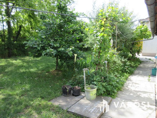 Szuper téglaház Tótkomlóson – akár két generációnak is!