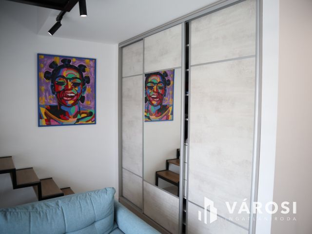 Újszeged csendes utcájában Exkluzív családi ház!