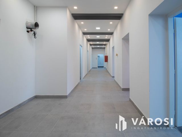 Felszerelt, berendezett, 21 m2-es fogászati rendelő Újbudán