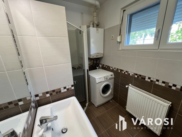 Debrecen, Egyetem melletti jó lakás jó helyen!