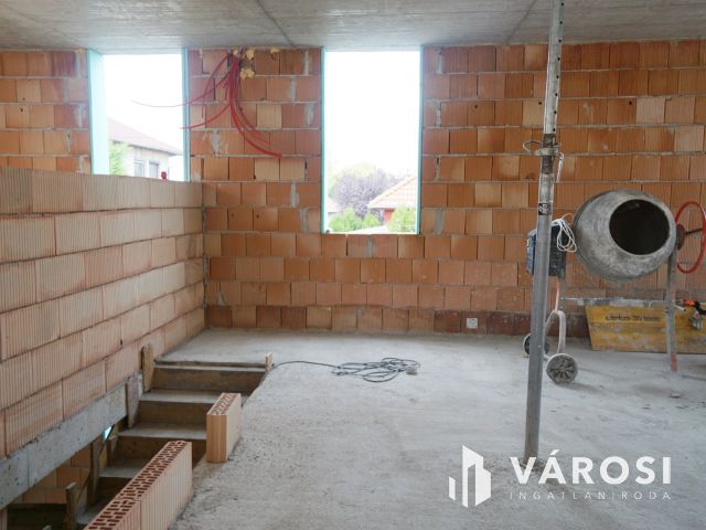 Prémium tetőteraszos, új építésű lakás Bókaitelepen