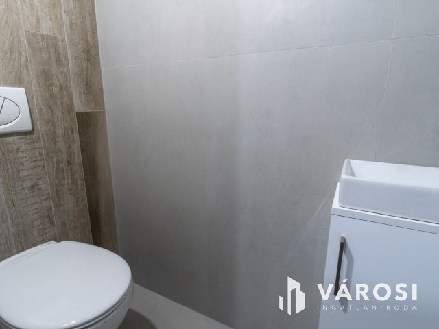 Új építésű lakás a belváros szívében