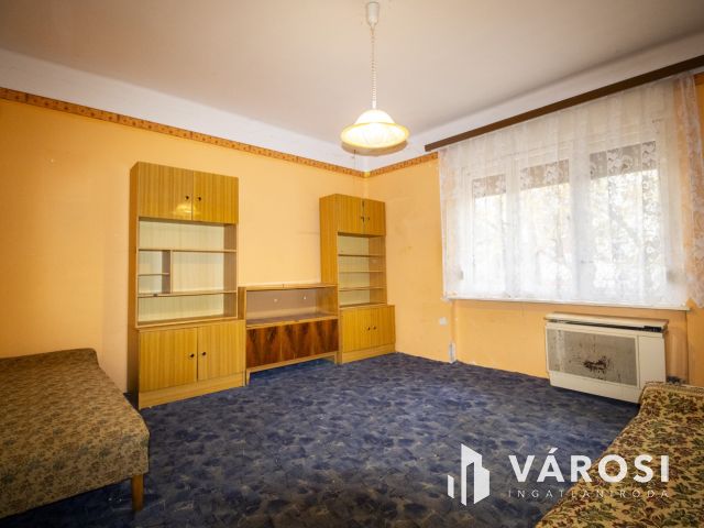 Tégla családi ház Nagybánhegyesen