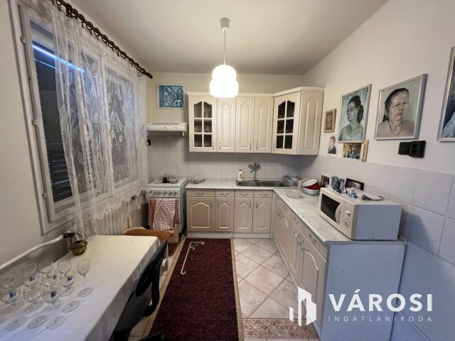 Debreceni 5 Szobás Jó Ház Csendes Kertvárosi Környezetben!