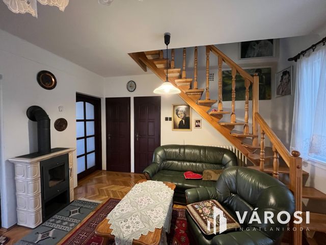 Debreceni 5 Szobás Jó Ház Csendes Kertvárosi Környezetben!