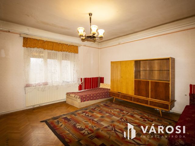 Felújítandó családi ház eladó Békésen