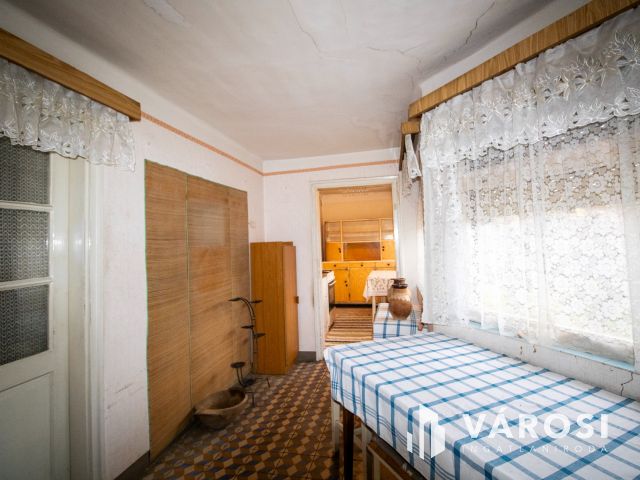 Felújítandó családi ház eladó Békésen