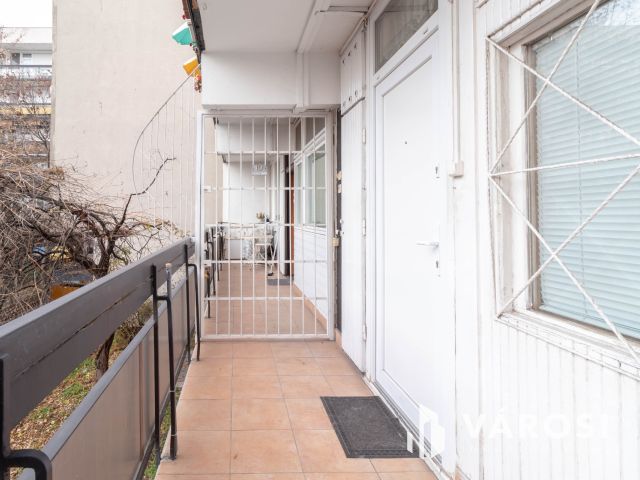 Pesterzsébeten 3 szobás, 67 m2-es, erkélyes, teraszos lakás