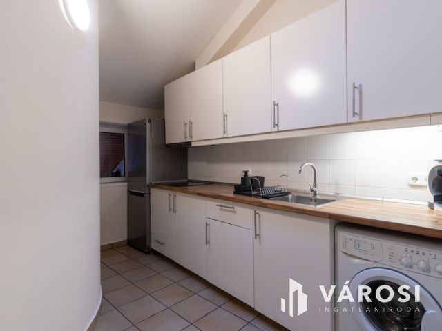 Modern lakás a víztorony szomszédságában