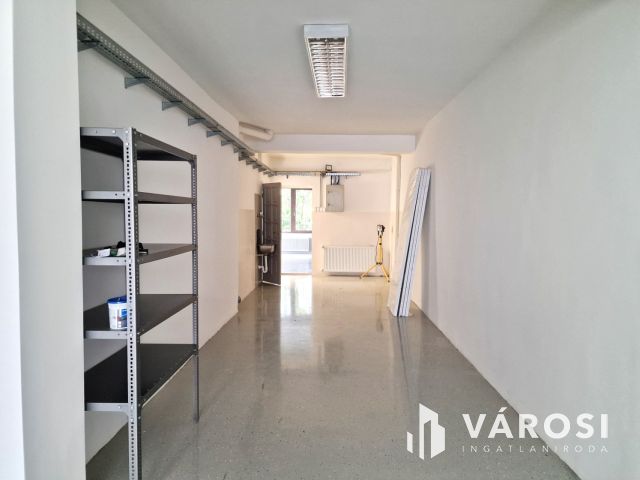 Korszerűsített Prémium Ingatlan, ÜZLET+2LAKÁS