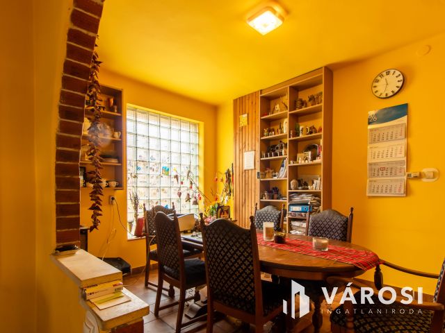 Nagycsaládosok álma – Sárisápi családi otthon 4 hálószobával