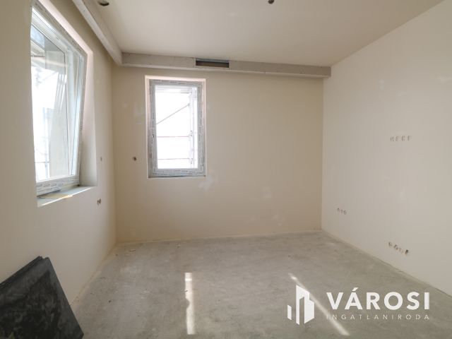 Baktói ikerház,minőségi kulcsrakész kivitelben.