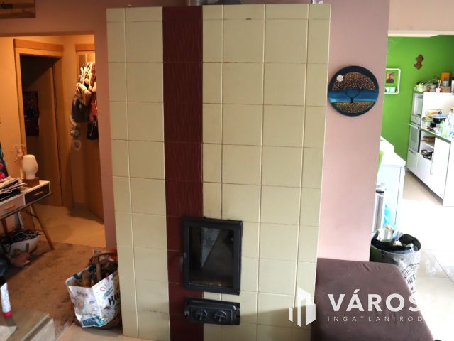 Újszerű önálló családi ház Szabadifürdőn eladó