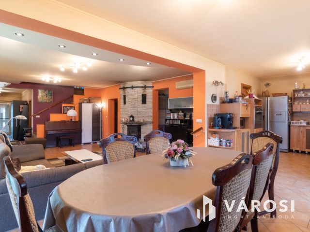 Tágas mediterrán otthon Siófok-Fokihegyen