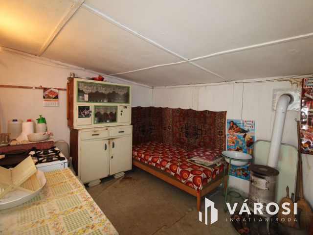 Jó telek, jó helyen. Most kell lépni!