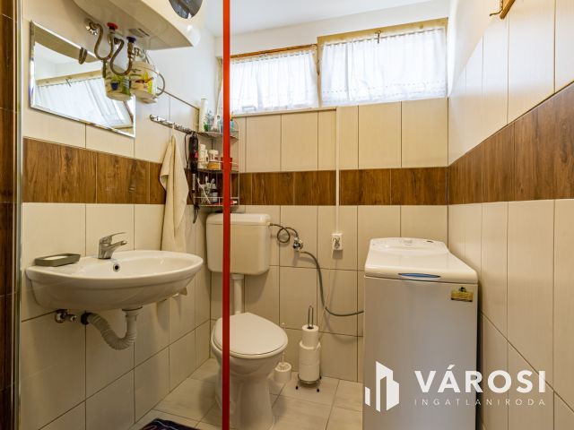 Művelés alól kivont zártkert, Szentmártonkátán eladó